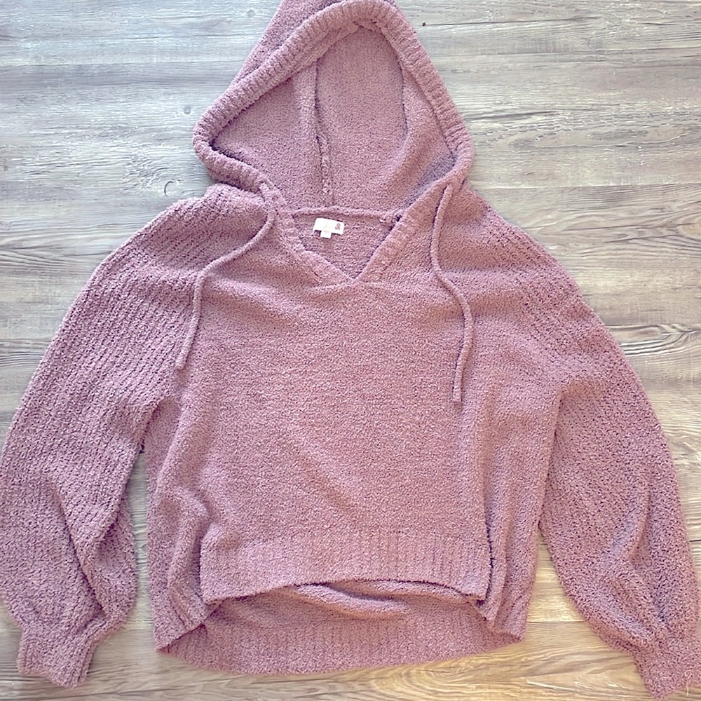 SO cropped fuzzy sweater size XL